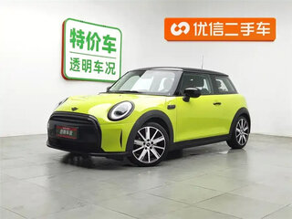 2022 Mini Hatch Cooper III (F55/F56) Рестайлинг 2, жёлтый, 2100071 рублей, вид 1