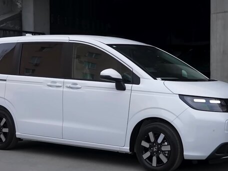 2026 Honda Freed Air III, белый, 2370327 рублей, вид 2