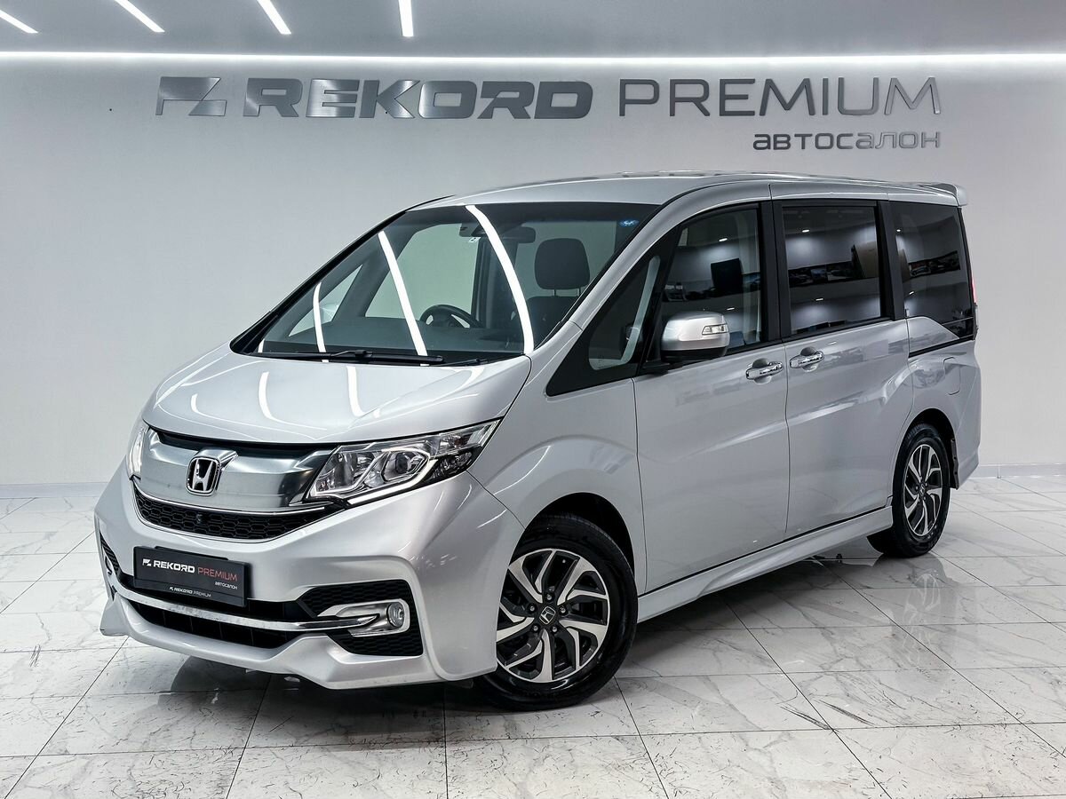 Открыть фотографии: Honda Stepwgn V