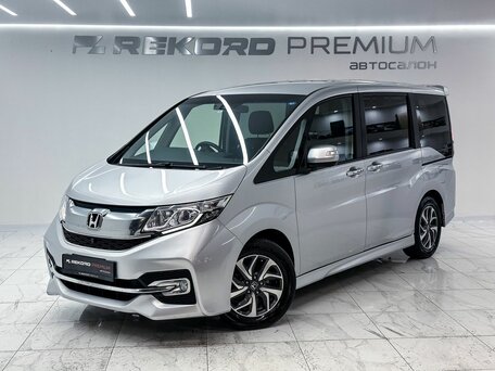 Honda Stepwgn V