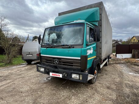 1986 Mercedes-Benz 809, зелёный, 550000 рублей, вид 1