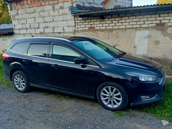 2015 Ford Focus III Рестайлинг, чёрный, 950000 рублей - вид 5