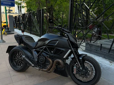 2013 Ducati Diavel, чёрный, 800000 рублей, вид 1