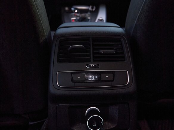 2018 Audi A4 V (B9), чёрный, 2200000 рублей - вид 17