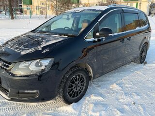 2014 Volkswagen Sharan II, чёрный, 1380000 рублей, вид 2