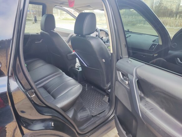 2011 Land Rover Freelander II Рестайлинг, чёрный - вид 19