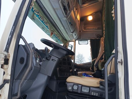 2004 Iveco Stralis, белый, 1200000 рублей, вид 5
