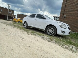 2020 Chevrolet Cobalt II Рестайлинг, серый, 700000 рублей, вид 2