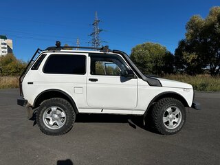 1998 Lada (ВАЗ) 2121 (4x4) I Рестайлинг, белый, 499999 рублей, вид 3