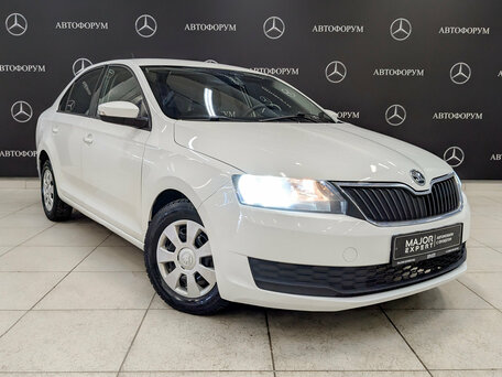 2019 Skoda Rapid I Рестайлинг, белый, 790000 рублей, вид 3