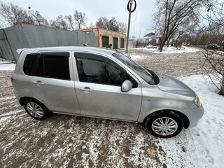 2003 Mazda Demio II (DY), серый, 240000 рублей, вид 3