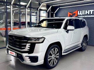 2021 Toyota Land Cruiser 300 Series, серый, 10790000 рублей, вид 5