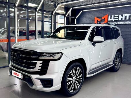 2021 Toyota Land Cruiser 300 Series, серый, 10790000 рублей, вид 5