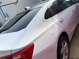 2020 Chevrolet Malibu IX Рестайлинг, белый, 1400000 рублей, вид 3