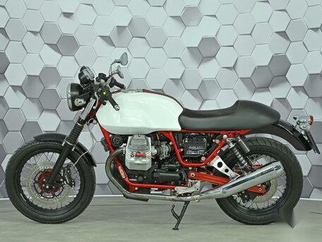 2011 Moto Guzzi V 7, серый, 437000 рублей, вид 4