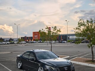 2014 Toyota Crown XIV (S210), чёрный, 2800000 рублей, вид 3