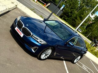 2020 BMW 5 серии 530e VII (G30/G31/G38) Рестайлинг, синий, 4500000 рублей, вид 1
