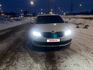 2016 Skoda Octavia III (A7), белый, 690000 рублей, вид 2