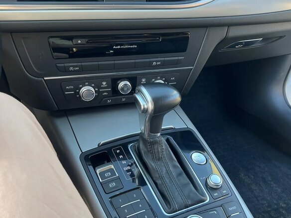 2014 Audi A6 IV (C7), белый, 2100000 рублей - вид 11