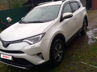 2017 Toyota RAV4 IV (XA40) Рестайлинг, белый, 2250000 рублей, вид 1