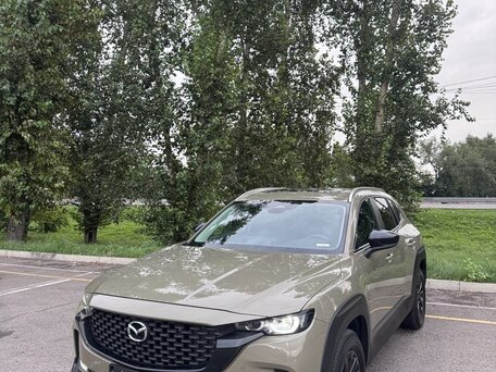 2023 Mazda CX-50, бежевый, 3000000 рублей, вид 3