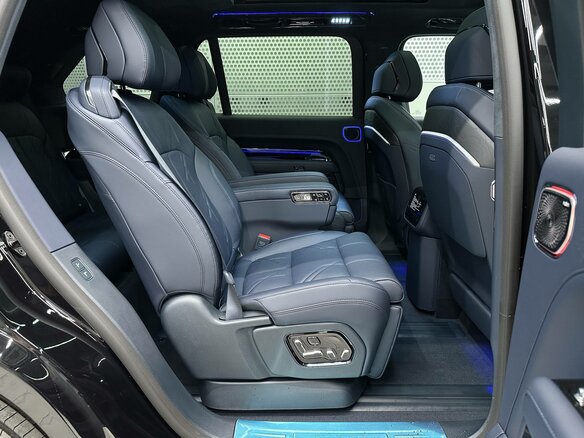 2025 Zeekr 9X 70 kWh, чёрный, 12400000 рублей - вид 25