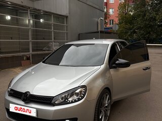 2011 Volkswagen Golf VI, серебристый, 1045000 рублей, вид 1