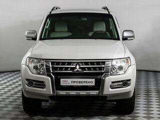 2017 Mitsubishi Pajero IV Рестайлинг 2, белый, 2650000 рублей, вид 2