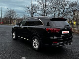 2019 Kia Sorento III Prime Рестайлинг, чёрный, 3300000 рублей, вид 4