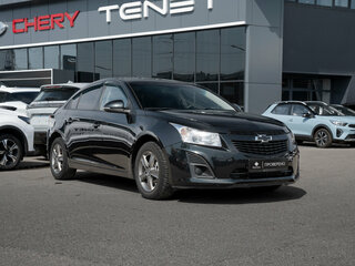 2014 Chevrolet Cruze I Рестайлинг, чёрный, 900000 рублей, вид 2