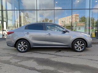 2018 Kia Rio IV, серый, 1063000 рублей, вид 4