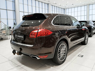 2014 Porsche Cayenne S II (958), коричневый, 2350000 рублей, вид 5
