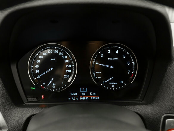 2017 BMW 1 серии 118i II (F20/F21) Рестайлинг, красный - вид 10