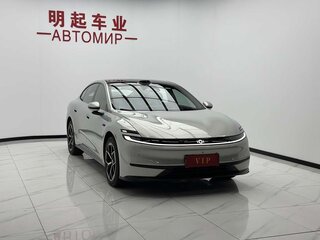 2026 Changan Qiyuan A06 28.39 kWh, серебристый, 2500000 рублей, вид 1