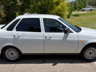 2017 Lada (ВАЗ) Priora I Рестайлинг, белый, 750000 рублей, вид 4