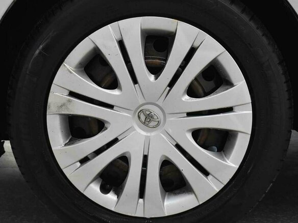 2010 Toyota Corolla X (E140, E150) Рестайлинг, серебристый - вид 15