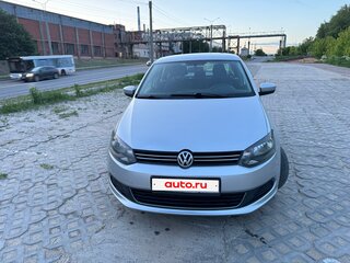 2011 Volkswagen Polo V, серебристый, 575000 рублей, вид 3