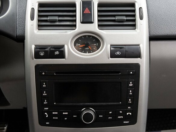 2011 Lada (ВАЗ) Priora I, белый - вид 9