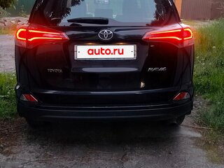 2017 Toyota RAV4 IV (XA40) Рестайлинг, чёрный, 2370000 рублей, вид 5
