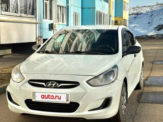 2013 Hyundai Solaris I, белый, 670000 рублей, вид 1