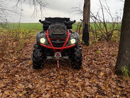 2017 BRP Can-Am Outlander 570, белый, 920000 рублей, вид 4