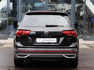 2021 Volkswagen Tiguan II Рестайлинг, чёрный, 3053000 рублей, вид 5