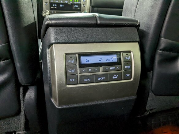 2011 Lexus GX 460 II, коричневый, 2190000 рублей - вид 15