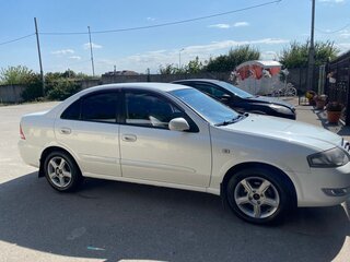 2012 Nissan Almera Classic I, белый, 700000 рублей, вид 4