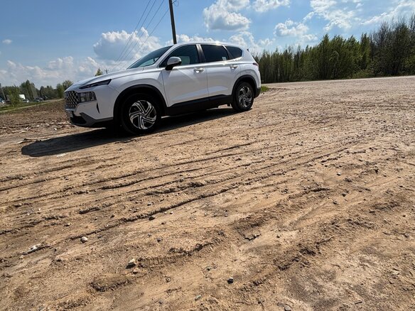 2021 Hyundai Santa Fe IV Рестайлинг, белый, 3650000 рублей - вид 8