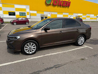 2022 Volkswagen Polo VI, коричневый, 2500000 рублей, вид 1