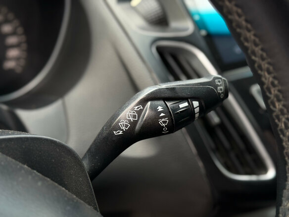 2013 Ford Focus III, белый - вид 15