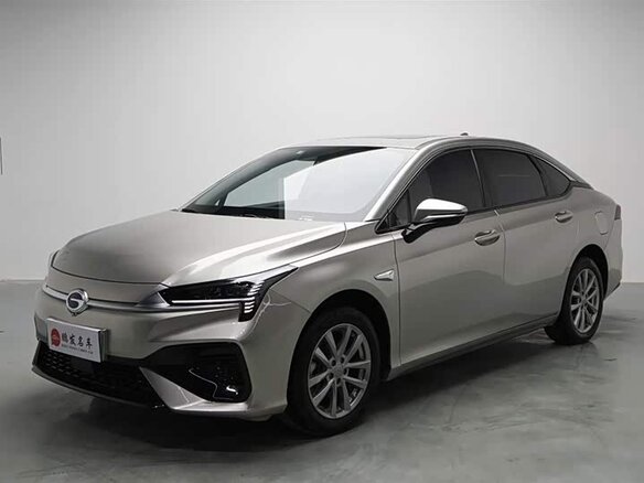 2024 Aion S 580, бежевый, 1650000 рублей