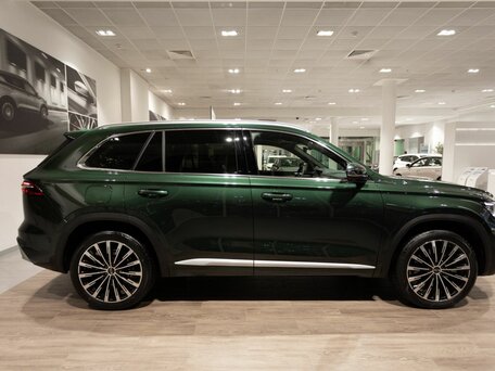 2026 Geely Monjaro I, зелёный, 4899988 рублей, вид 4