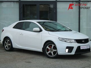 2010 Kia Cerato Koup II, белый, 850000 рублей, вид 3